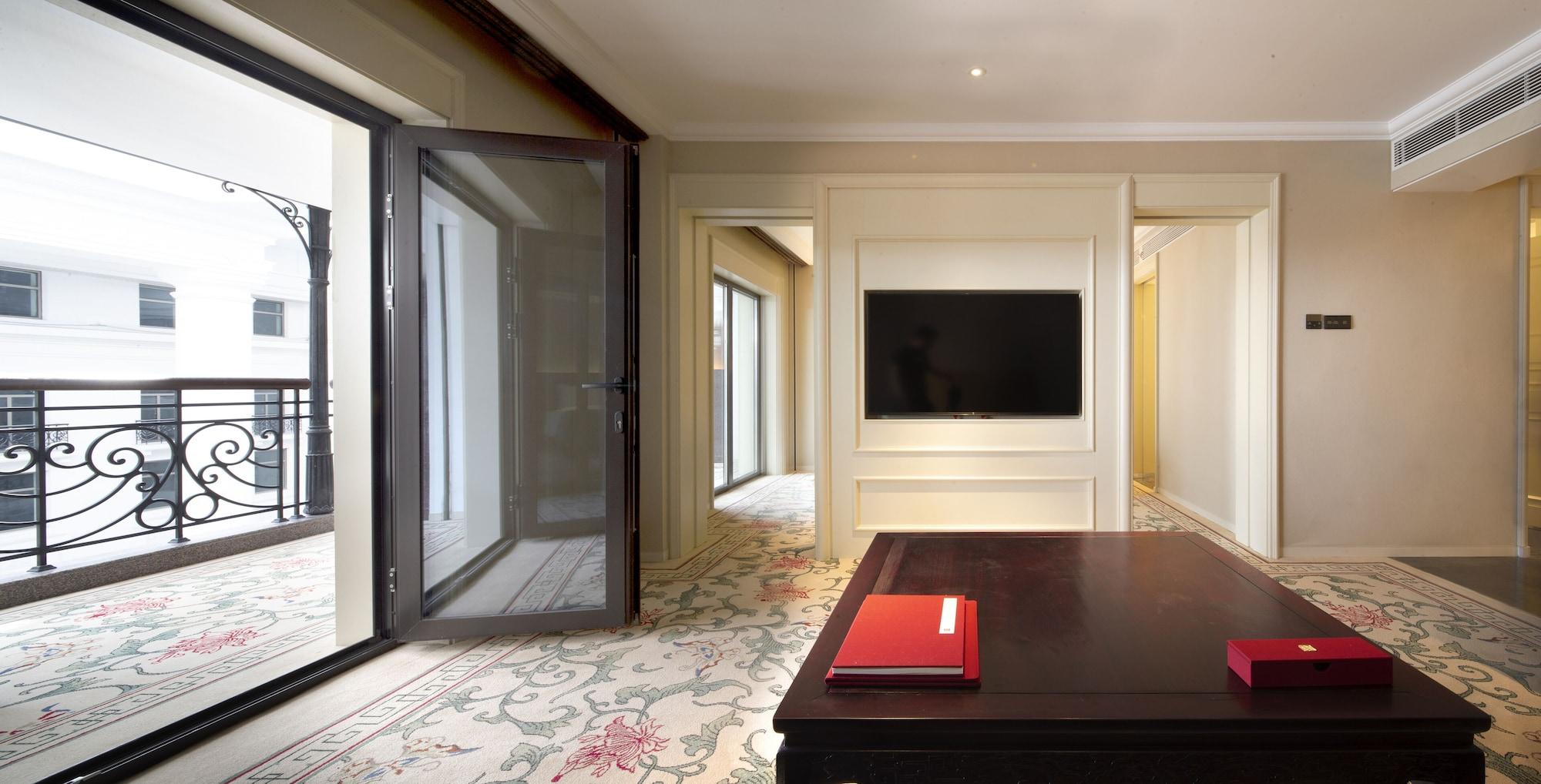 Hotel Grand Forbidden 5*